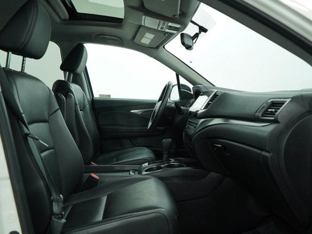 Photo of 2018 White Honda Pilot