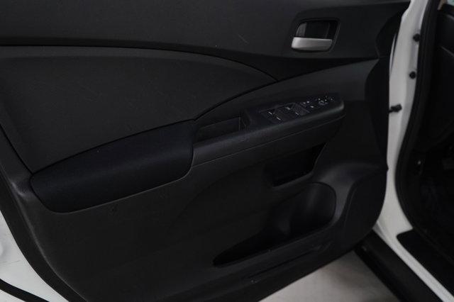 Photo of 2016 White Honda CR-V