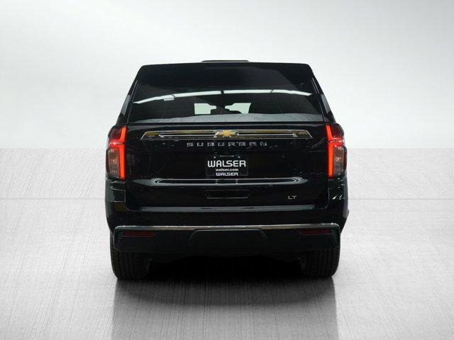 Photo of 2021 Black Chevrolet Suburban