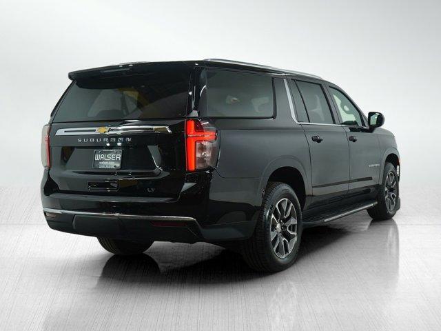 Photo of 2021 Black Chevrolet Suburban