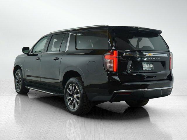 Photo of 2021 Black Chevrolet Suburban