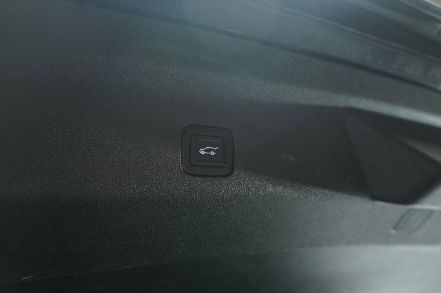 Photo of 2021 Black Chevrolet Suburban