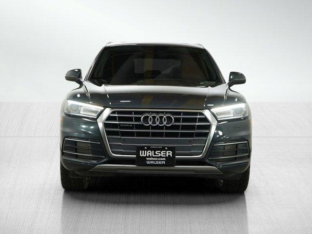 Photo of 2018 Gray Audi Q5