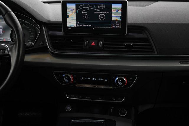Photo of 2018 Gray Audi Q5