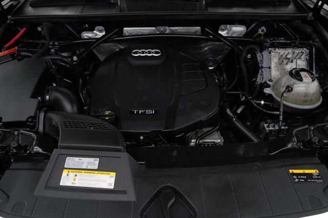 Photo of 2018 Gray Audi Q5