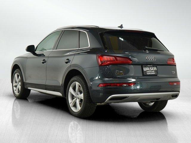 Photo of 2018 Gray Audi Q5
