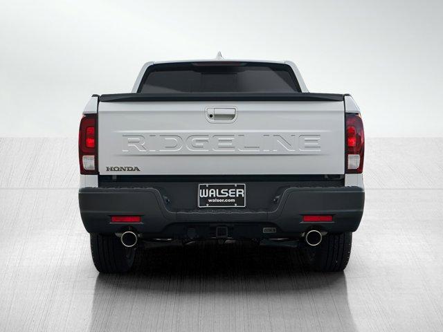 Photo of 2025 Platinum White Pearl Honda Ridgeline