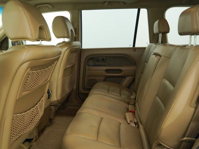 Photo of 2008 White Honda Pilot