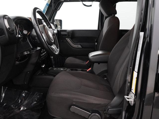 Photo of 2015 Black Jeep Wrangler