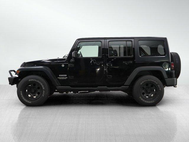 Photo of 2015 Black Jeep Wrangler