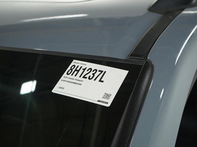 Photo of 2024 SONIC GRAY Honda Passport