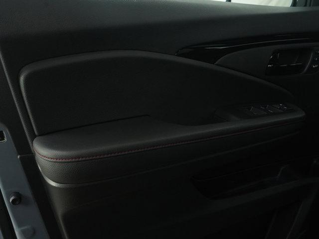 Photo of 2024 SONIC GRAY Honda Passport