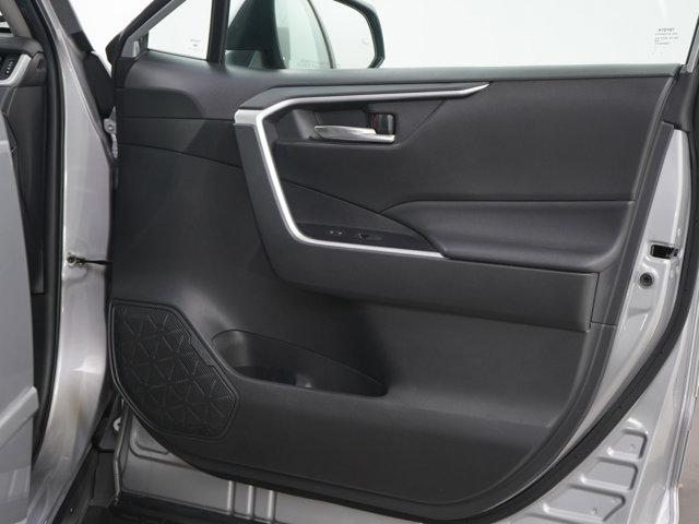 Photo of 2020 Silver Toyota RAV4