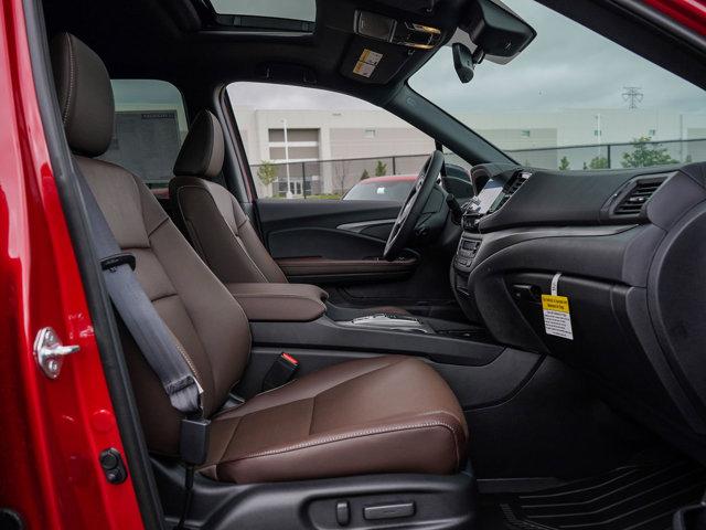 Photo of 2025 Platinum White Pearl Honda Ridgeline
