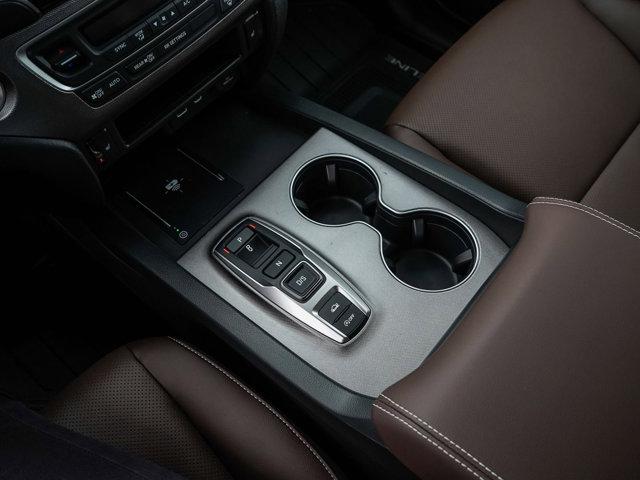 Photo of 2025 Platinum White Pearl Honda Ridgeline