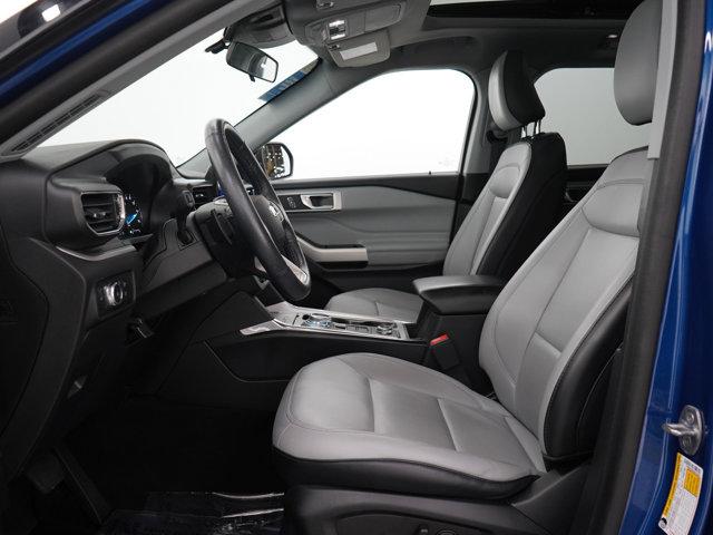 Photo of 2021 Blue Ford Explorer