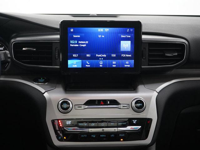 Photo of 2021 Blue Ford Explorer