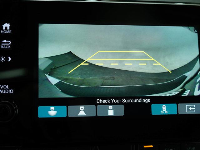 Photo of 2022 Silver Honda Odyssey
