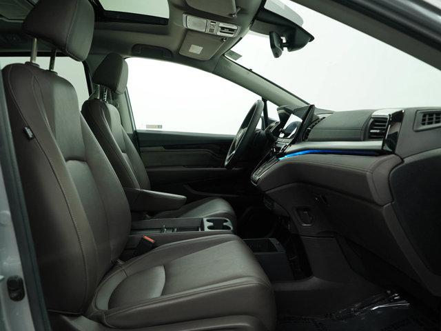 Photo of 2022 Silver Honda Odyssey