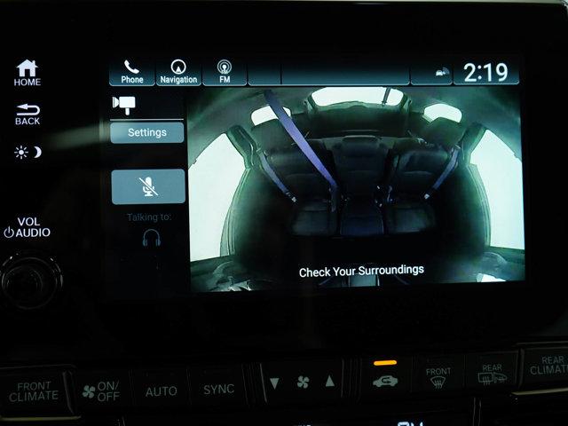 Photo of 2022 Silver Honda Odyssey