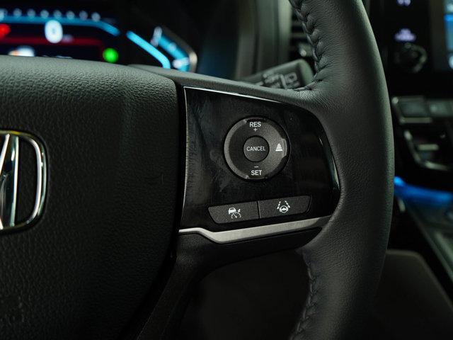 Photo of 2022 Silver Honda Odyssey