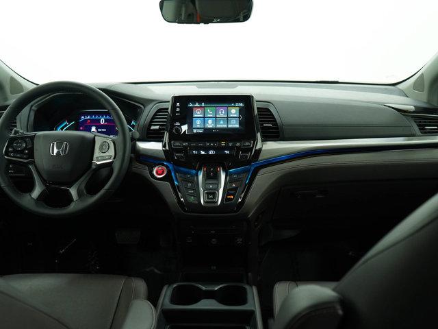 Photo of 2022 Silver Honda Odyssey