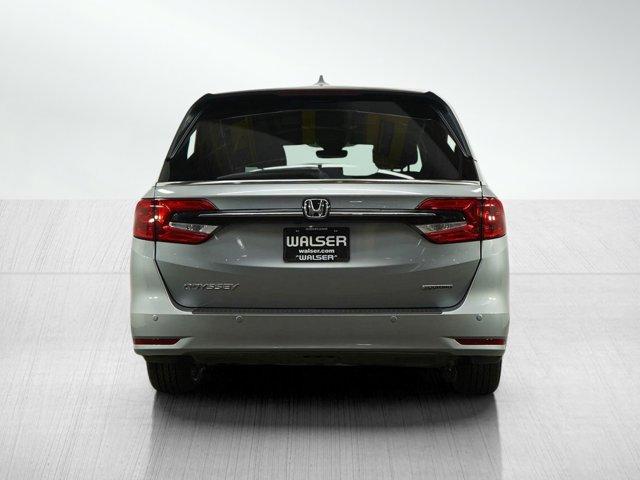 Photo of 2022 Silver Honda Odyssey