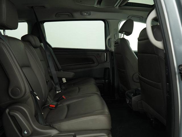 Photo of 2022 Silver Honda Odyssey