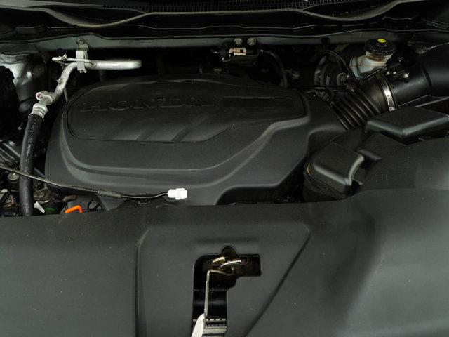 Photo of 2022 Silver Honda Odyssey
