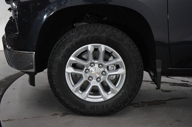 Photo of 2024 Blue Chevrolet Silverado 1500