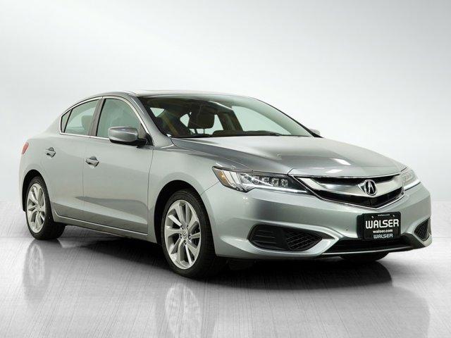 Photo of 2018 Silver Acura ILX
