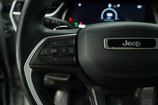 Photo of 2021 Silver Jeep Grand Cherokee L