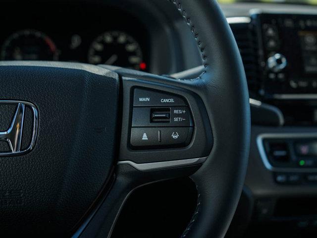 Photo of 2025 Platinum White Pearl Honda Ridgeline