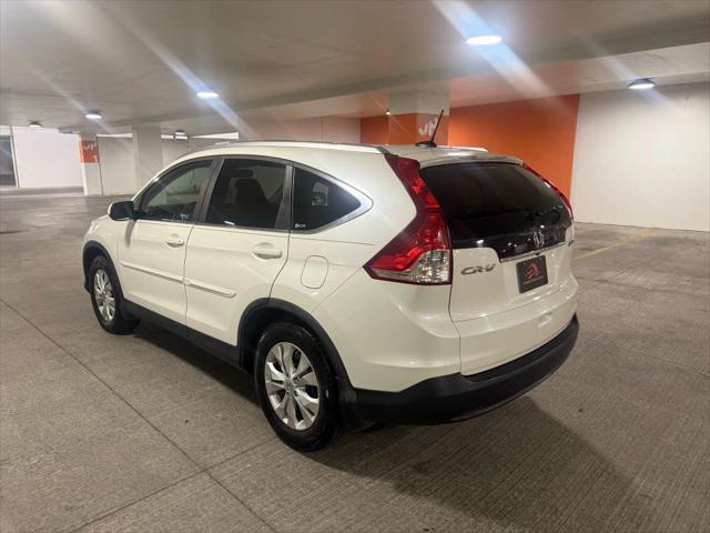 Photo of 2012 White Diamond Pearl Honda CR-V
