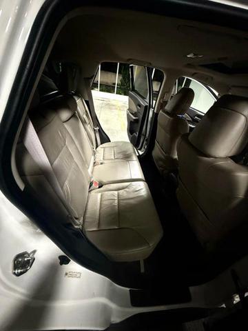 Photo of 2012 White Diamond Pearl Honda CR-V
