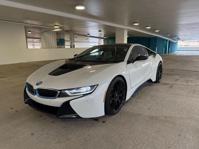 Photo of 2015 White BMW i8