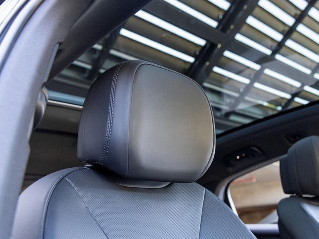 Photo of 2024 Chromite Black Metallic Porsche Cayenne