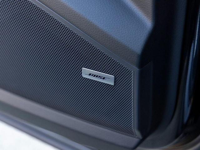 Photo of 2024 Chromite Black Metallic Porsche Cayenne