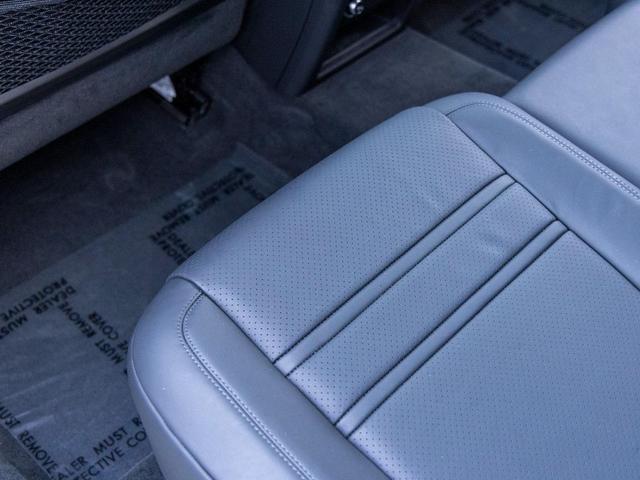 Photo of 2024 Chromite Black Metallic Porsche Cayenne