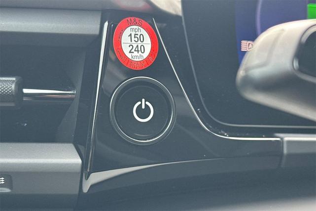 Photo of 2025 G7g7p0 Porsche Macan
