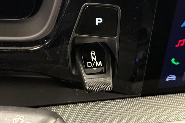 Photo of 2025 0e0ean Porsche Cayenne