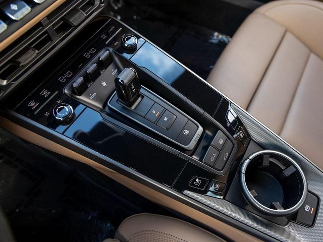 Photo of 2024 Black Porsche 911