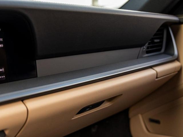 Photo of 2024 Black Porsche 911