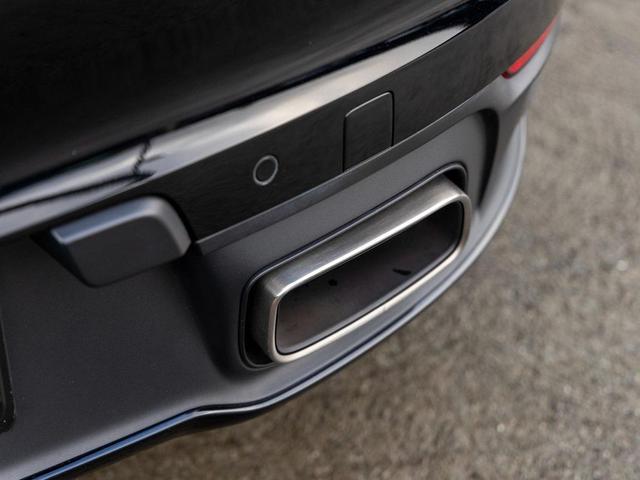 Photo of 2024 Black Porsche 911