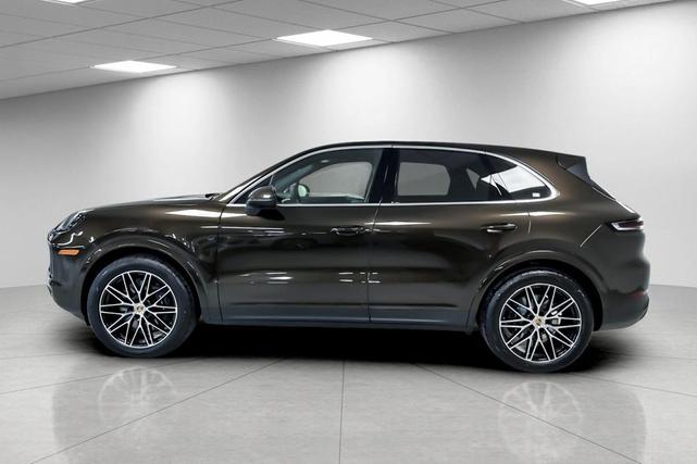 Photo of 2024 Paint to Sample Porsche Cayenne