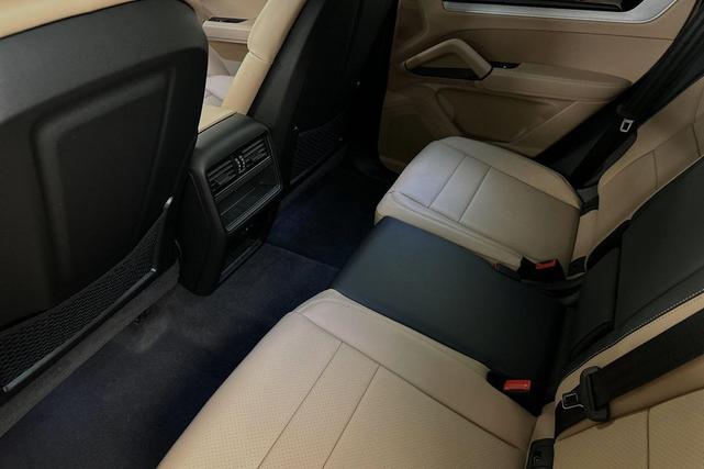 Photo of 2024 Paint to Sample Porsche Cayenne