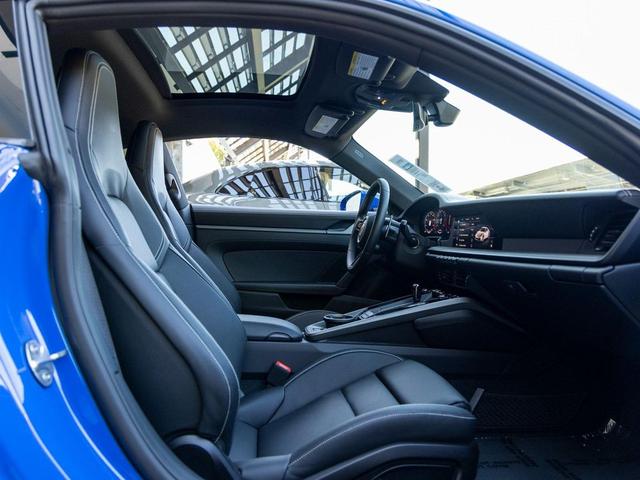 Photo of 2025 Lugano Blue Porsche 911