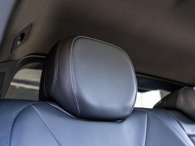 Photo of 2025 Dolomite Silver Metallic Porsche Cayenne