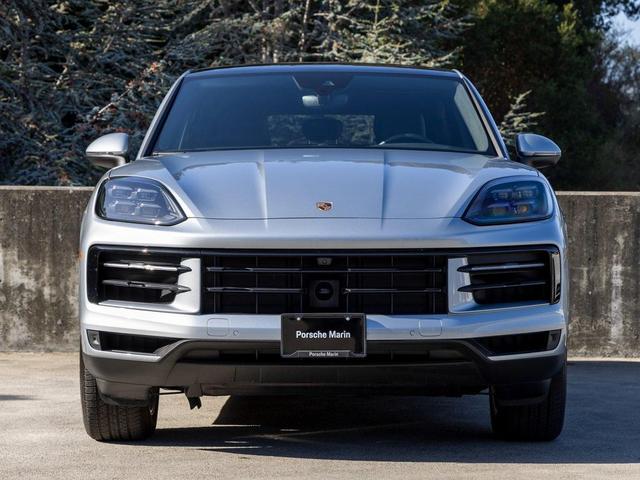 Photo of 2025 Dolomite Silver Metallic Porsche Cayenne