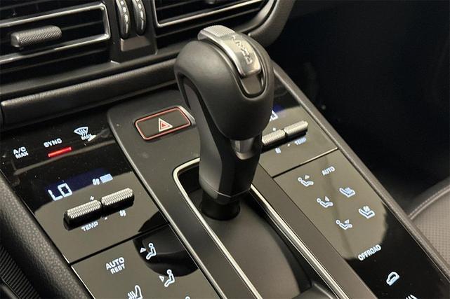 Photo of 2025 Jet Black Metallic Porsche Macan
